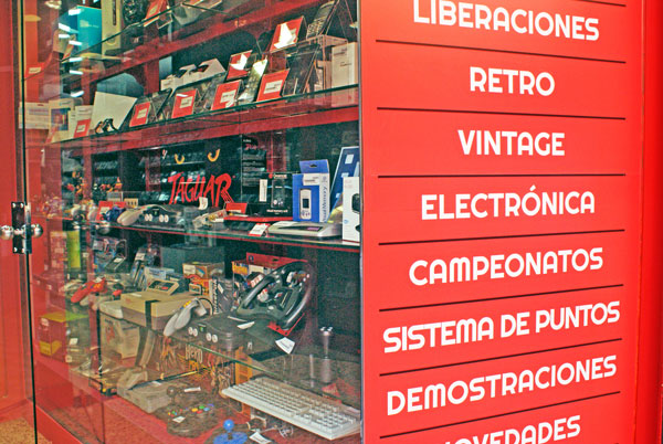 graphedisseny-cuantoquieres-señaletica5-vinilo-lateral-derecho